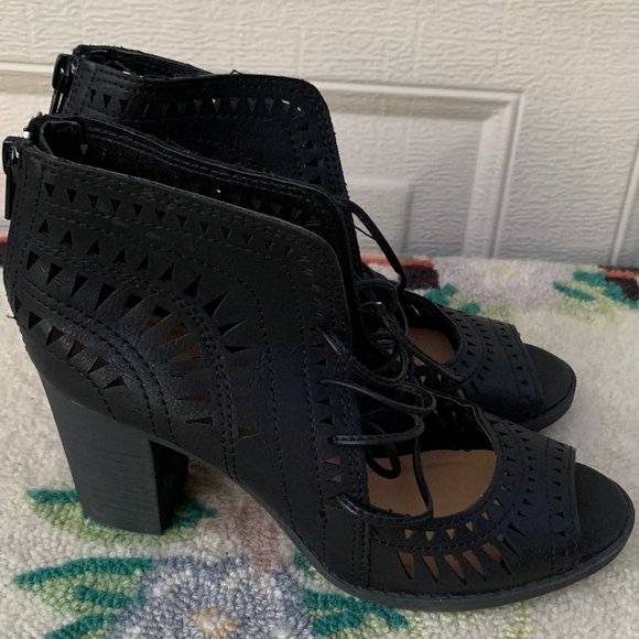 Peep Toe Heel Booties by Rue 21 Sexy black Size S-6/7 - Picture 11 of 11